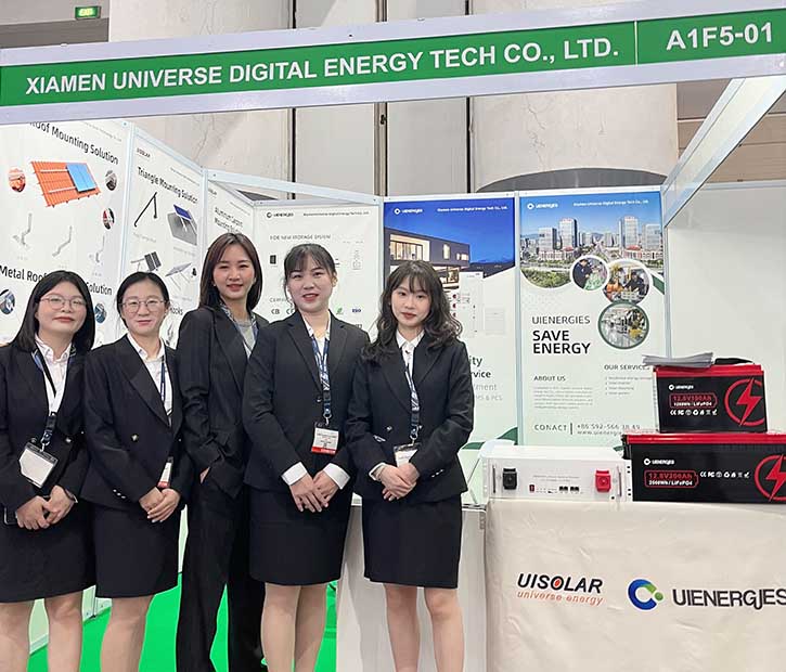 UIENERGIES သည် Solartech Indonesia 2024 တွင် နောက်ဆုံးပေါ်အိမ်သုံးစွမ်းအင်သိုလှောင်မှုဖြေရှင်းချက်များအား ထုတ်ဖော်ပြသခဲ့သည်